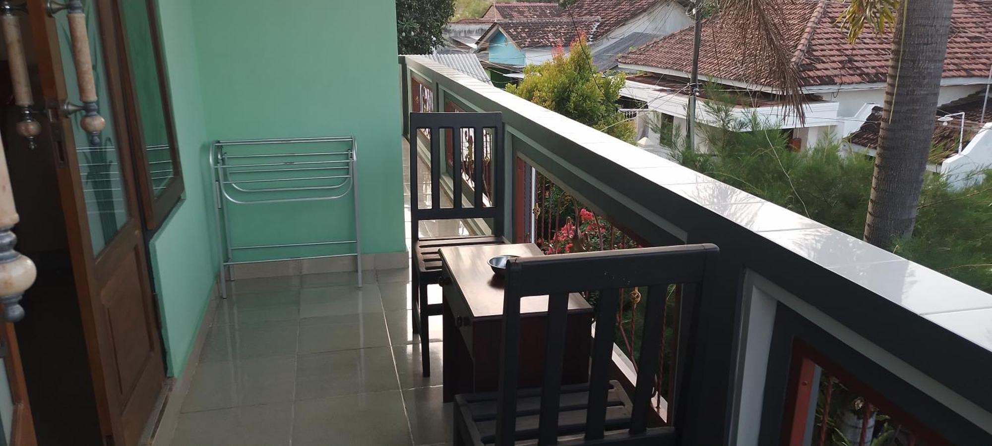 New Kami Homestay Banyuwangi (East Java) Exterior foto